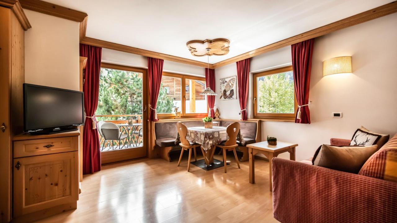 Apartments Chalet Maria Бадія Екстер'єр фото